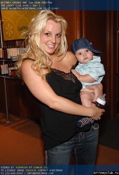 К дню рождения Бритни2000-Britney & Sean at the Lucky club1.jpg(Бритни Спирс, Britney Spears)